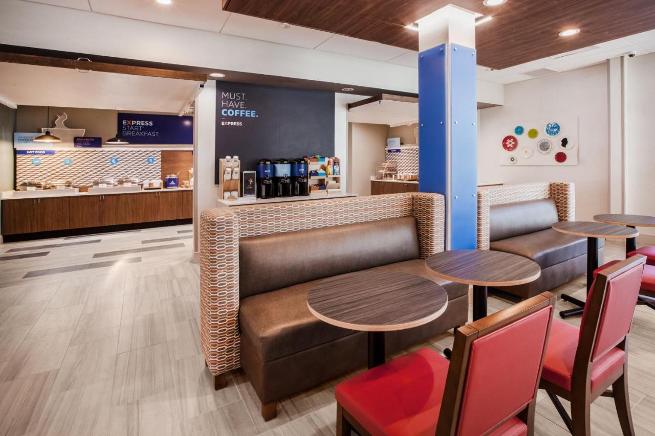 塔拉哈西国会大学区智选假日酒店 外观 照片